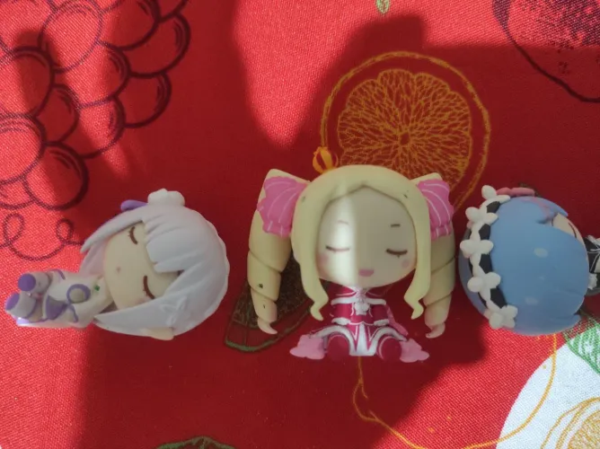Gashapon Re:zero Figuras