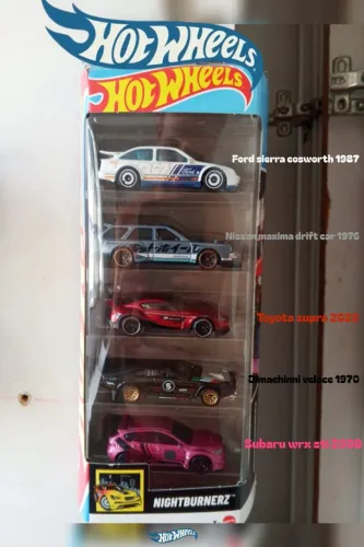 Carrinhos Hotwhells Lacrados Modelos incomuns e raros<br><br>2