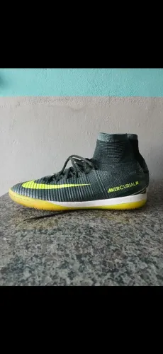 CHUTEIRA CR7 PROXIMO II