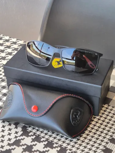 Ray Ban Scuderia Ferrari RB4179-m F602/71