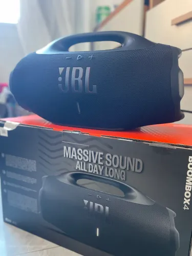 Vendo JBL BOMBOX 4!! Nova