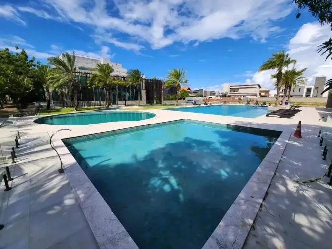 Lote à venda no condomínio Alamoana