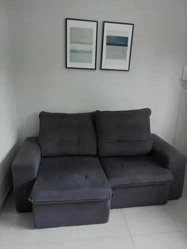 Sofá retrátil seminovo