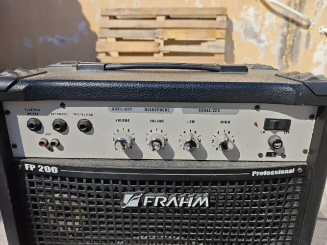 Caixa Amplificada Frahm - FP200