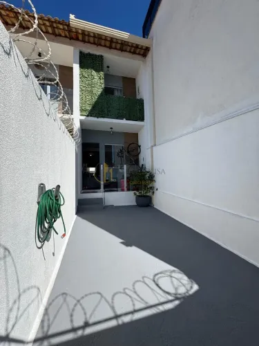 POSSIBILIDADE DE ENTRADA REDUZIDA - CASA DUPLEX 2 QUARTOS - SENHORA DAS GRAÇAS