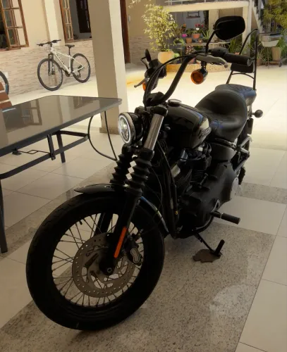 Harley-Davidson com apenas 7.000Km