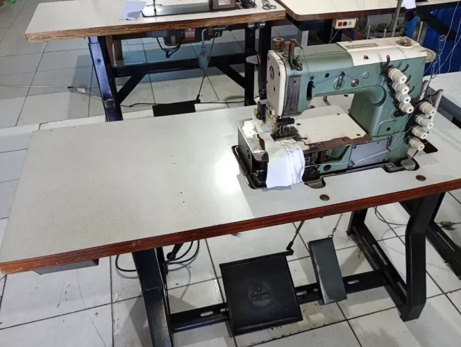 Vendo máquina elastiqueira 