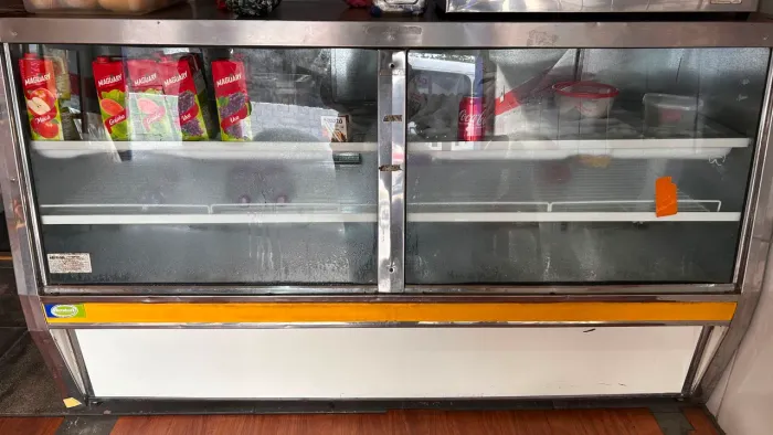Balcão Refrigerado / Expositor - 220V