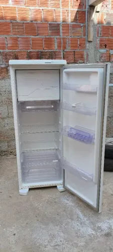 Geladeira Eletrolux Frost Free