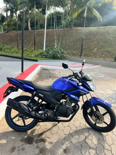 Moto Yamaha YS Fazer 150 2023 conservada
