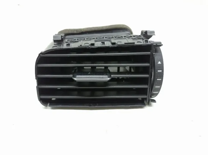 Difusor Ar Esquerdo Vw Jetta Tsi 2.0 2016 5c6819703b
