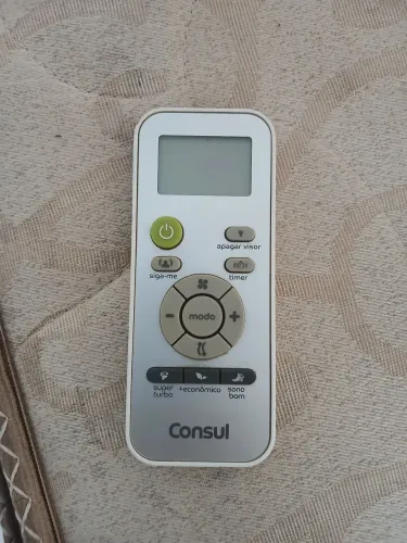 Vendo um controle da marca consu original