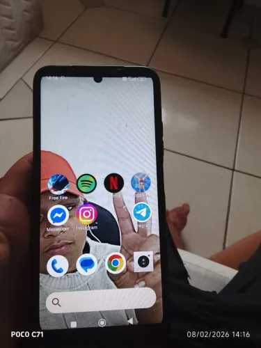 Vendo celular poco m4 