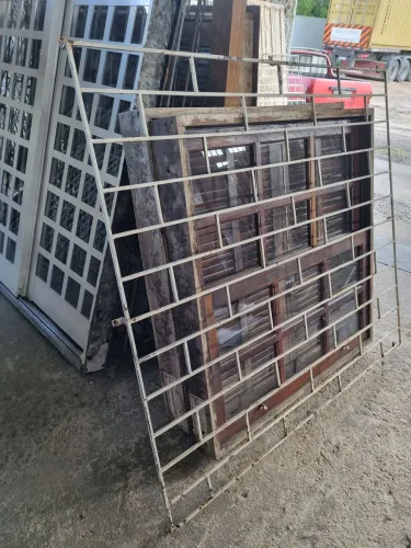 Grade para janela 1.40 alt × 1.60 larg