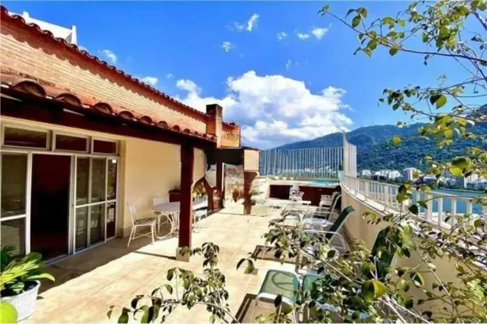 Cobertura : Duplex / Residencial / Lagoa