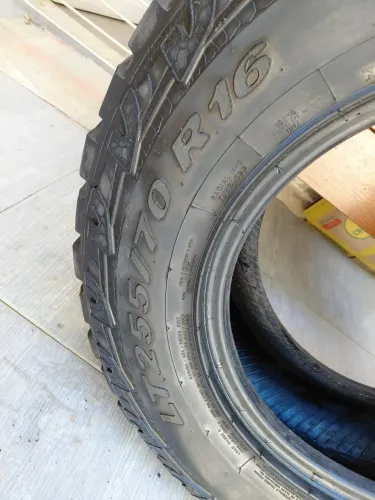 Vendo pneus para caminhonete 2657016