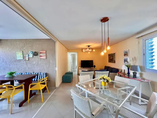 Apartamento com 3 dormitórios à venda, 140 m² por R$ 990.000,00 - Pitangueiras - Guarujá/S