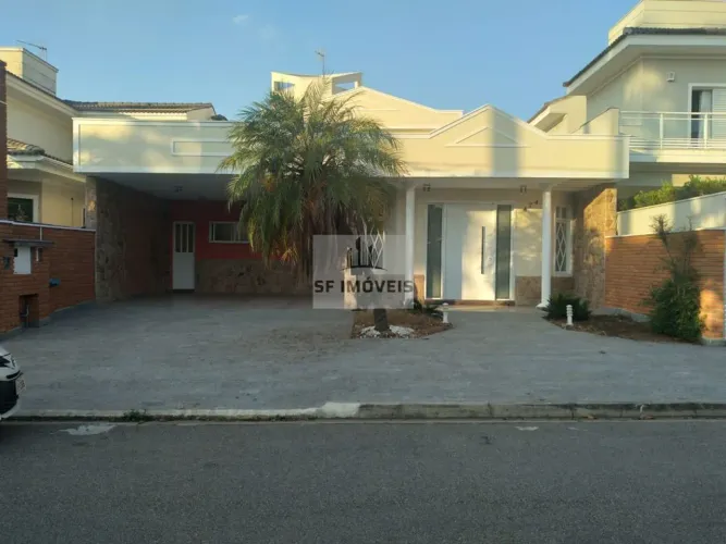 Ótimo sobrado de 336m², 4 dormitórios, 2 suítes, para locação no Granja Olga 3