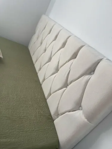 Cabeceira de cama queem