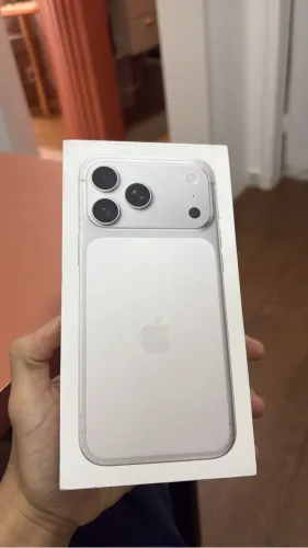 IPHONE 17 PRO MAX SILVER 256GB LACRADO
