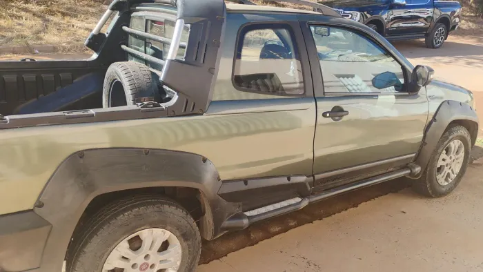 Fiat Strada Adventure1.8/ 1.8 Locker Flex CD 2011