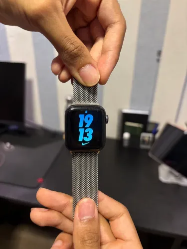 Apple Watch Series 6 Nike Edition