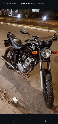 Em dias placa das novas bem cuidada Tenho as carenagens todas zeras originais guardadas