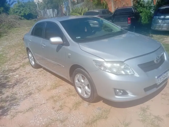 Toyota Corolla GLI 1.8 Flex 16V Aut. 2011