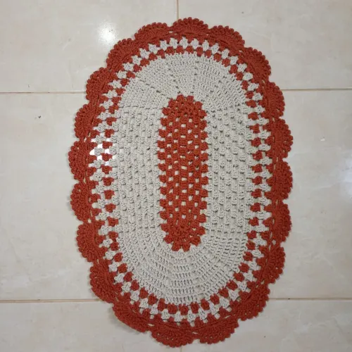 Vendo esses tapetes de crochê