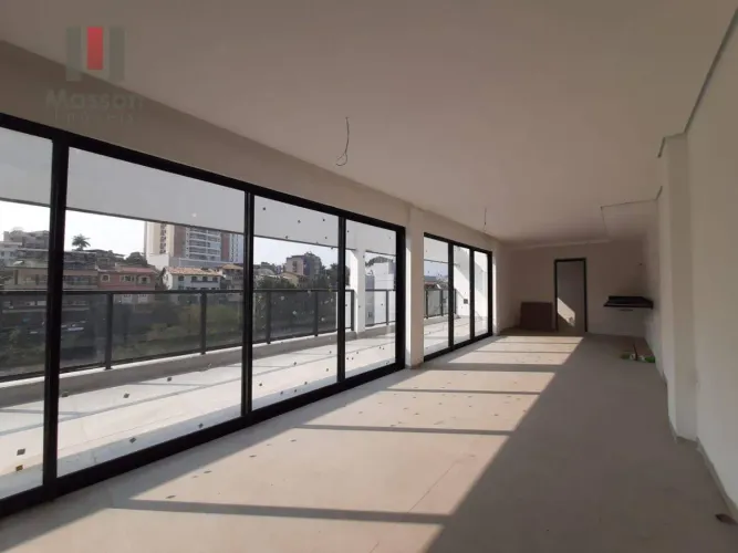 Cobertura com 4 quartos à venda, 211 m² por R$ 1.450.000 - Santa Helena - Juiz de Fora/MG