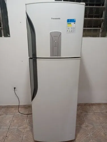 Geladeira Frosfree Panasonic