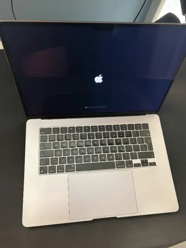 MacBook Air M2 15, 16GB RAM, 1TB SSD