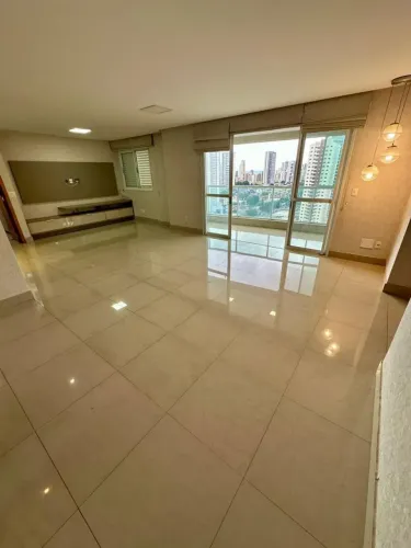 Setor Bueno | 128m² | 3 Suítes | Churrasqueira a Carvão | Nascente