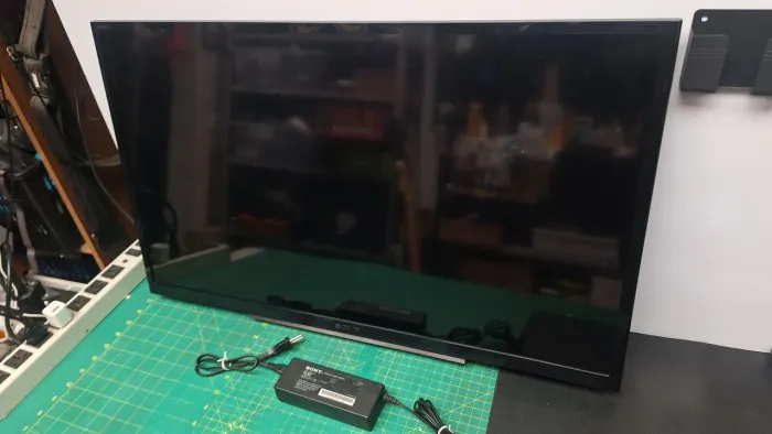 TV Sony bravia 32" com defeito *não liga 
