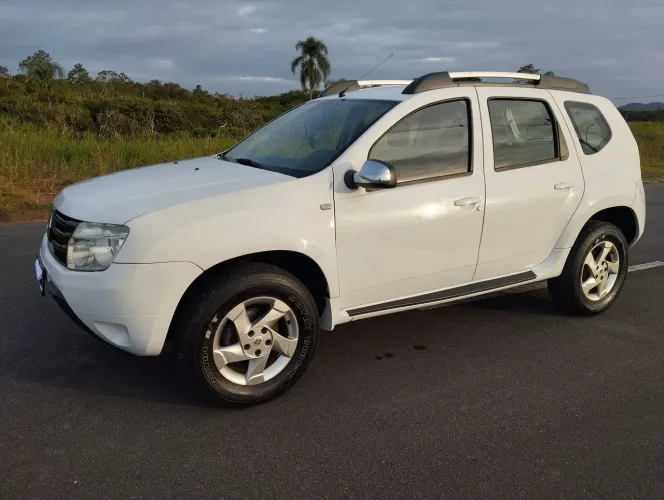 Renault Duster Dynamique 2.0 Hi-flex 16V Mec. 2013