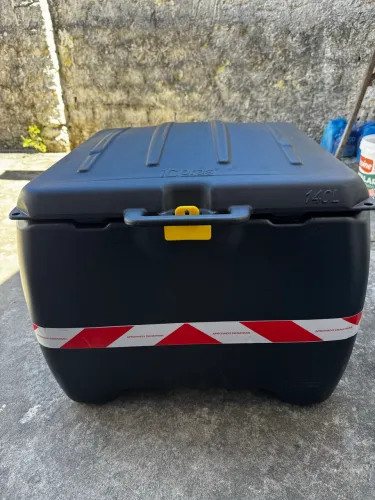 Baú 140L 