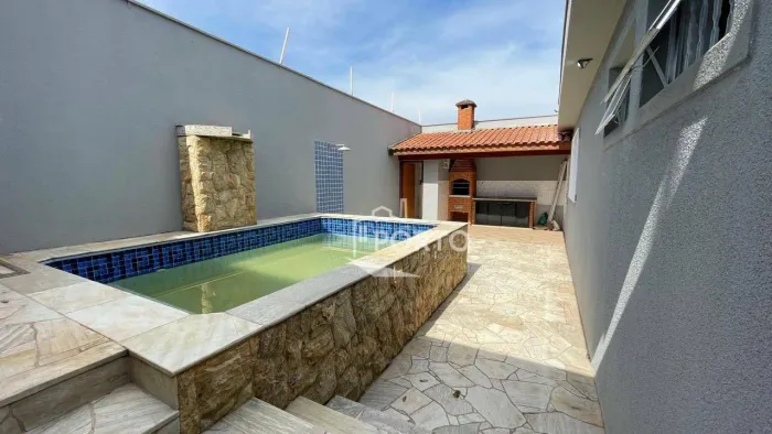 Casa com 4 dormitórios à venda, 304 m² por R$ 1.100.000,00 - Nova Piracicaba - Piracicaba/