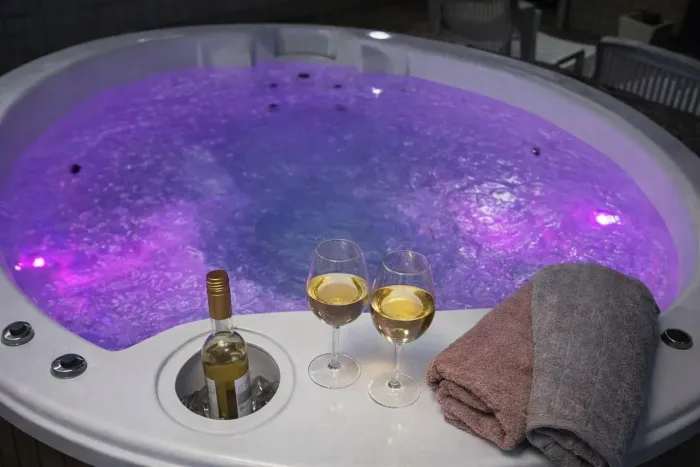 APARTAMENTO DUPLEX OFURÔ 140 MTS PRAIA CAMPECHE