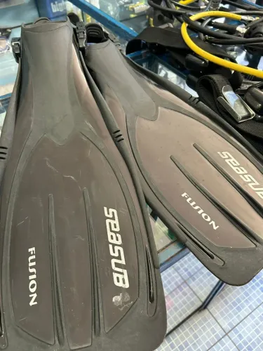 Nadadeira SEASUB FUSION