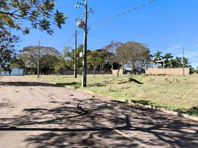 Terreno 775 m² (Lt. 04 - Qd. 04) - Parque Residencial Viva - Pérola - PR