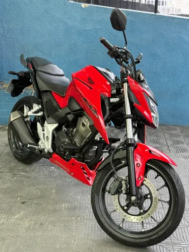 Honda CB Twister 300 ABS 2024