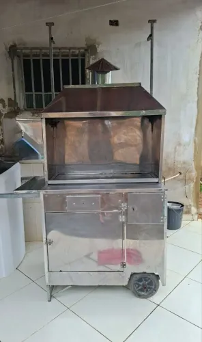 Carrinho de churrasco