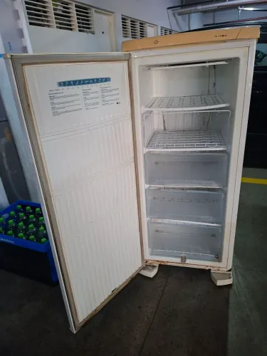 FREZER HORIZONTAL (COM DEFEITO)!