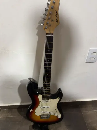 Guitarra elétrica Squier Stratocaster