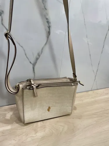 Aproveite linda bolsa