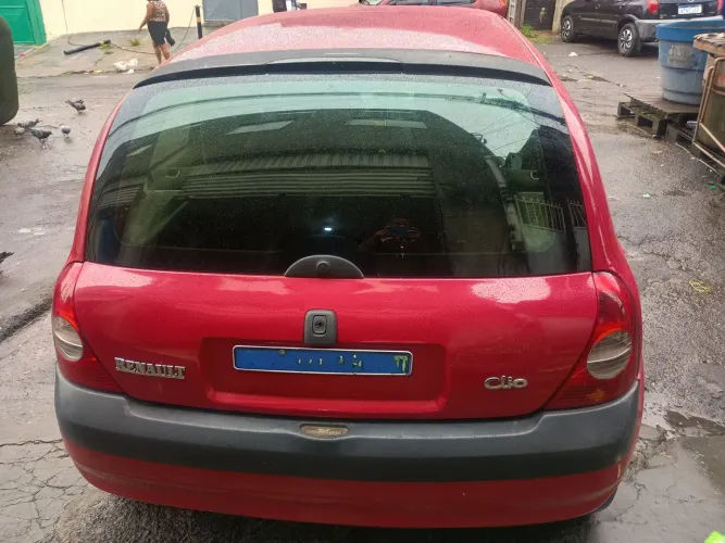 Renault Clio Authentique 1.0/1.0 Hi-power 16V 3P 2005