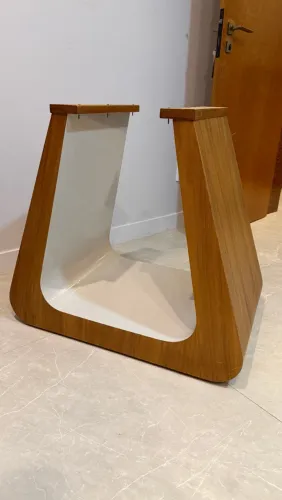 Pé de mesa central