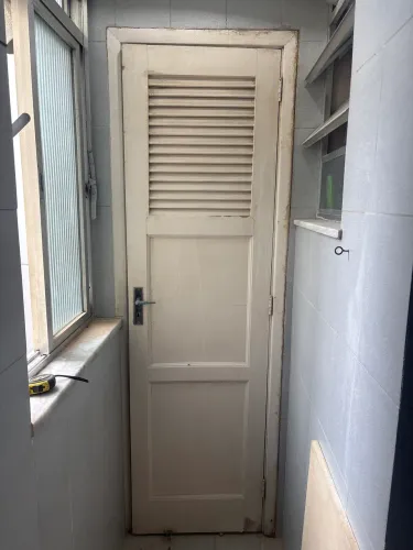 Porta de madeira 0,60x2,10