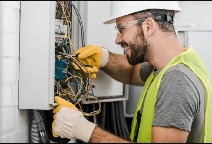 Eletricista autônomo
