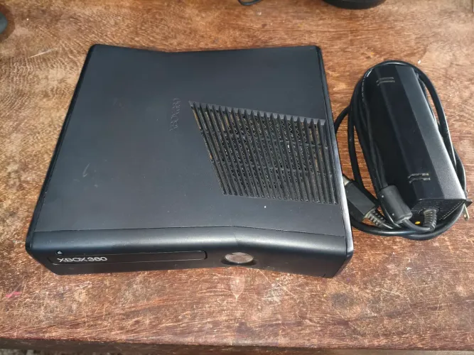 Xbox 360 + Fonte Original